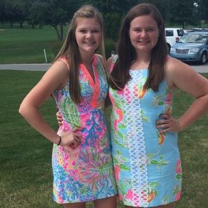 Gently worn LILLY PULITZER shift dress !! SIZE 2